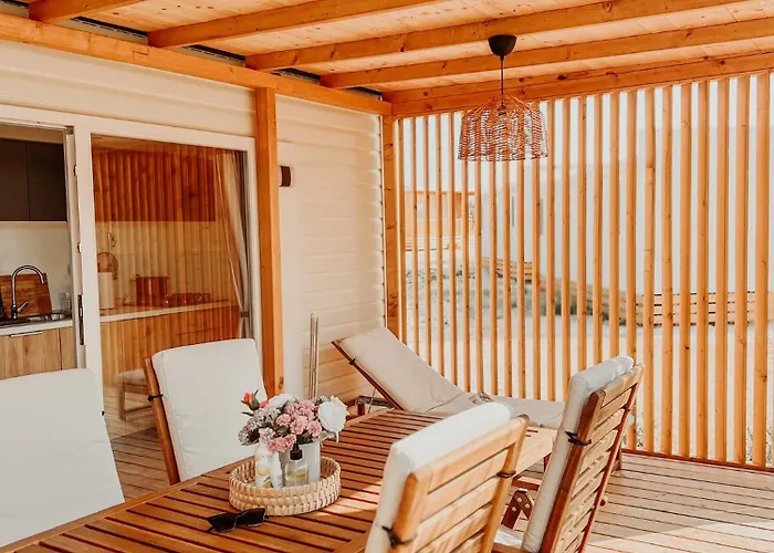 Diamond Coast Mobile